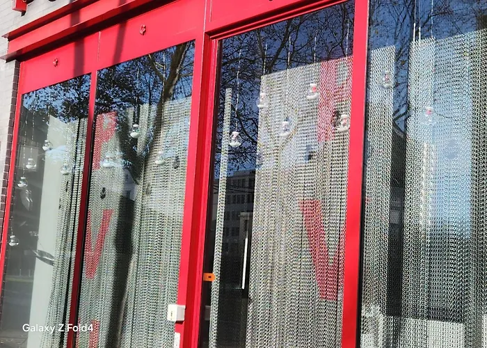 מלון Porte De Versailles 3*