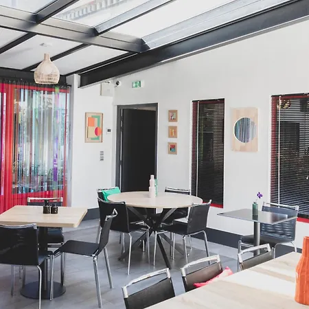Porte De Versailles Hotel 3*