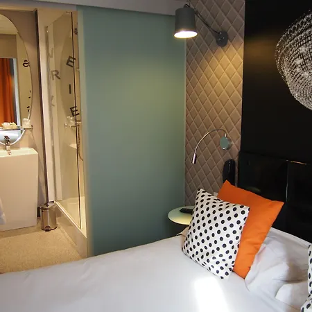 Porte De Versailles Hotel 3*