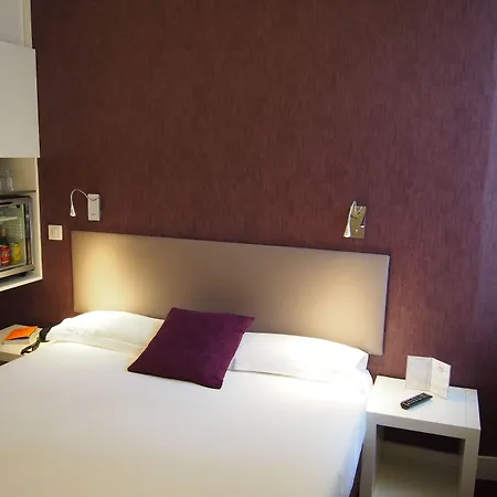 Hotel Porte De Versailles París