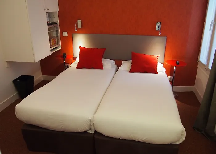 Porte De Versailles Отель Париж