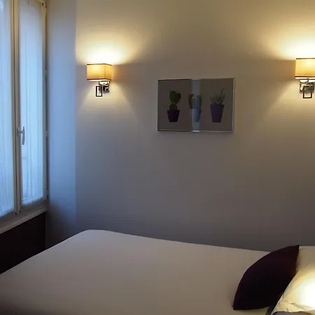 Hotel Porte De Versailles 3*