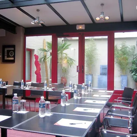 Porte De Versailles Hotel Paris