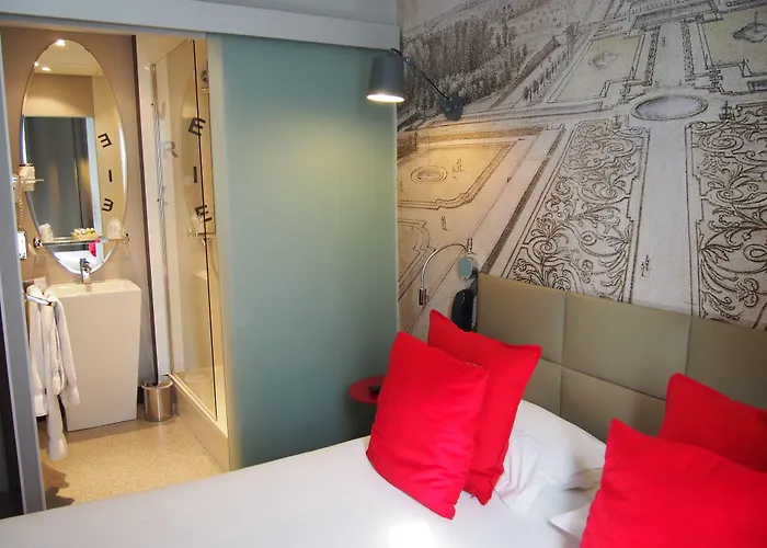 포르트 드 베르사유 호텔 3*