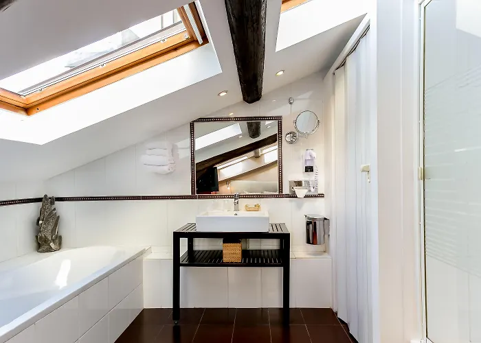 포르트 드 베르사유 호텔 파리